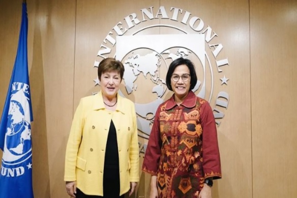 Menteri Keuangan Sri Mulyani bertemu dengan Direktur Pelaksana Dana Moneter Internasional (IMF) Kristalina Georgieva di Washington DC. Dok. Instagram/smindrawati.