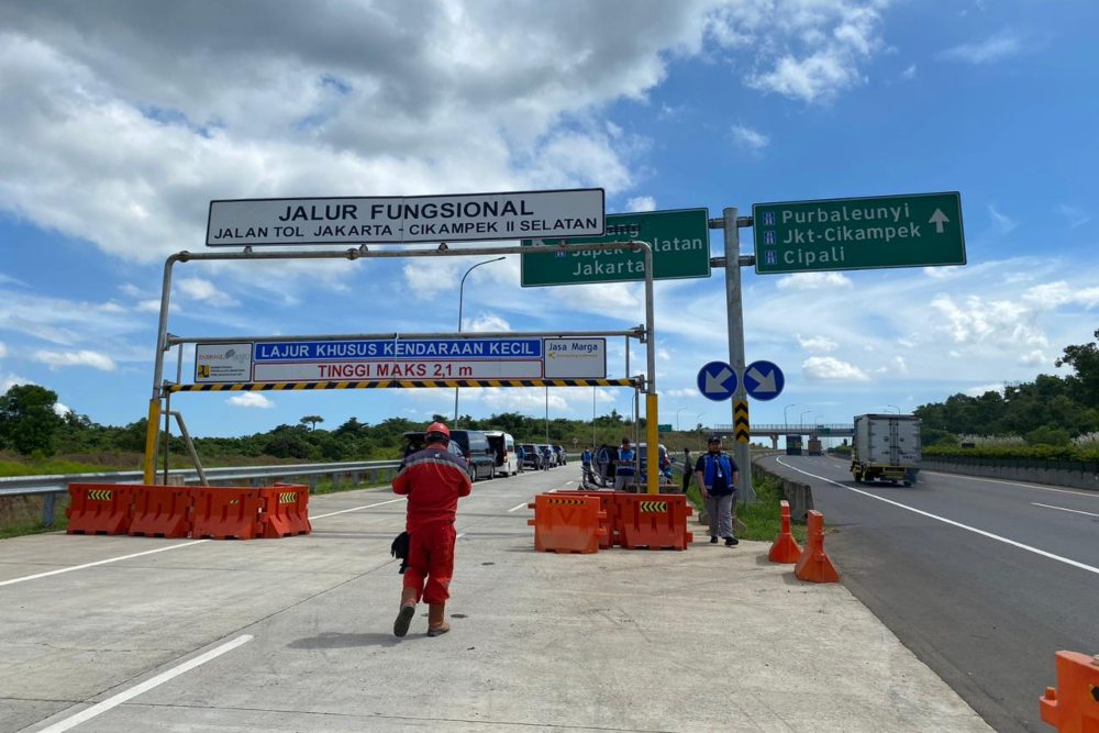 PT Jasa Marga (Persero) Tbk. menyatakan Jalan Tol Jakarta-Cikampek (Japek) II Selatan bakal dibuka fungsional saat Lebaran 2023 - BISNIS/Afifah Rahmah Nurdifa.