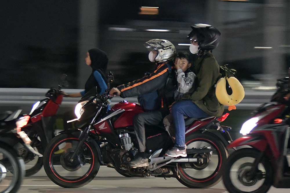  Jalur Pantura Mulai Dipadati Pamudik Yang Menggunakan Sepeda Motor