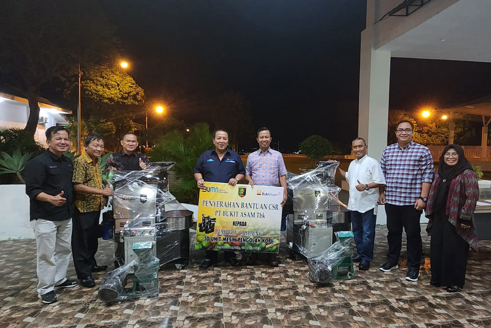  Tingkatkan Kualitas Kopi Lampung, PTBA Serahkan Bantuan Mesin Pengolah