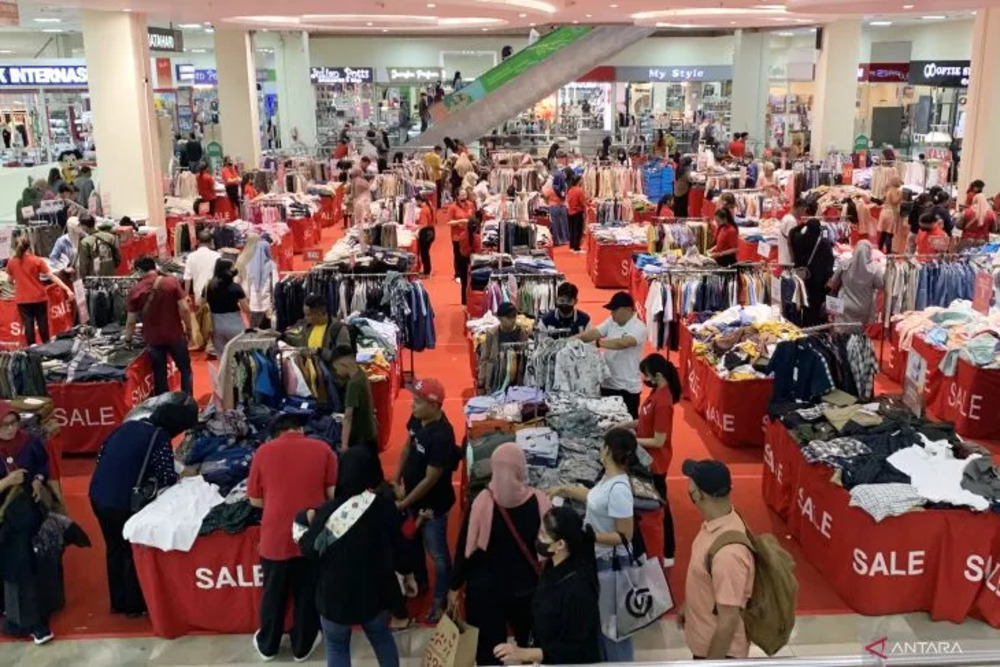  Pusat Perbelanjaan di Malang Ramai Menjelang Lebaran 2023