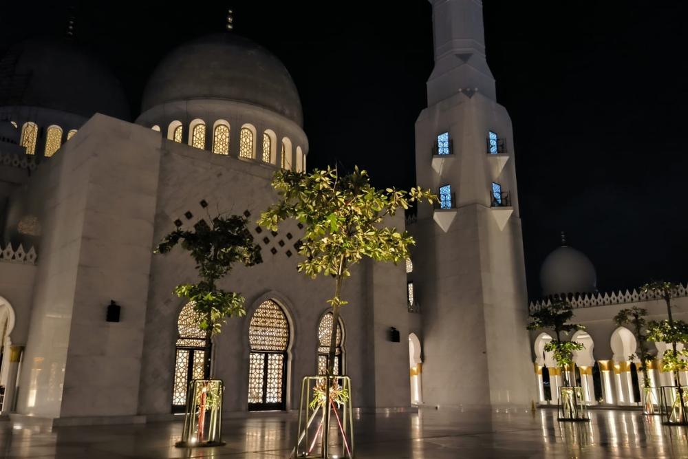  H-1 Kondisi Masjid Sheikh Zayed Solo, Bakal Jadi Tempat Salat Ied Jokowi