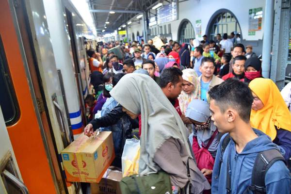  Besok, Diperkirakan Puncak Arus Balik dengan Kereta Api dari Surabaya