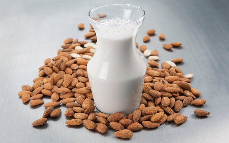  Susu Almond Lebih Baik Daripada Susu Sapi? Ini Faktanya