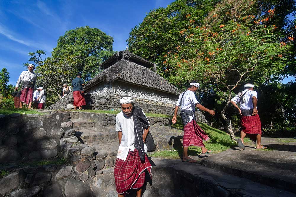 Tradisi Lebaran Adat di Masjid Kuno Bayan NTB