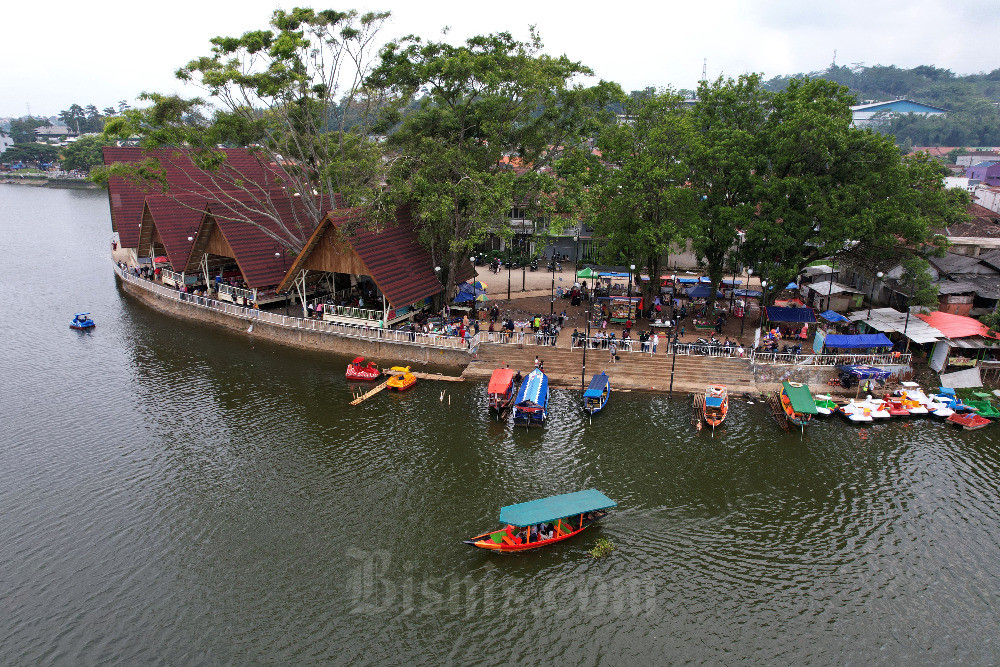  Kawasan wisata Situ Ciburuy di Padalarang Ramai Dikunjungi Wisatawan Saat Libur Lebaran