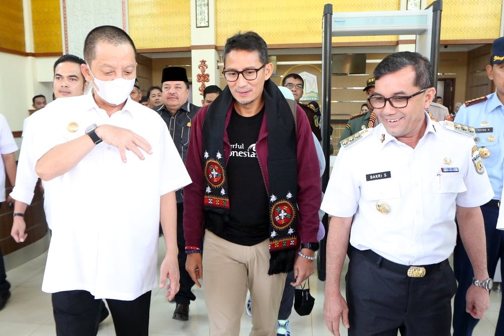  Sandiaga Uno Sebut Masih Proses Bergabung ke PPP