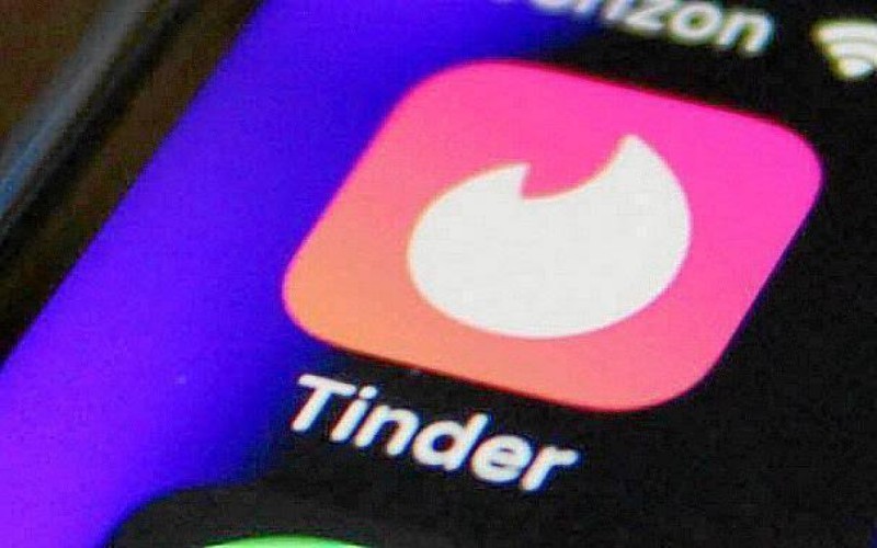  Aplikasi Kencan Tinder Hengkang dari Rusia