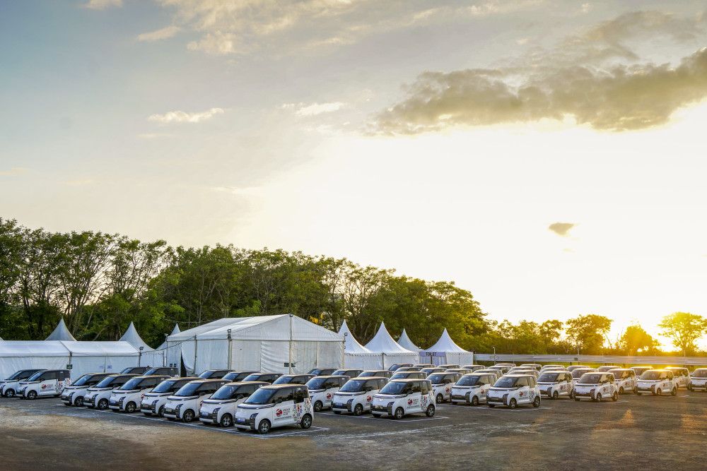  Jelang KTT Asean 2023, 50 Unit Wuling Air EV Mendarat di Labuan Bajo