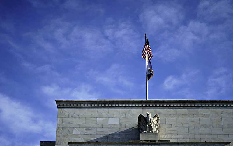  The Fed Tahan Suku Bunga Bulan Depan, Peperangan Lawan Inflasi Belum Usai