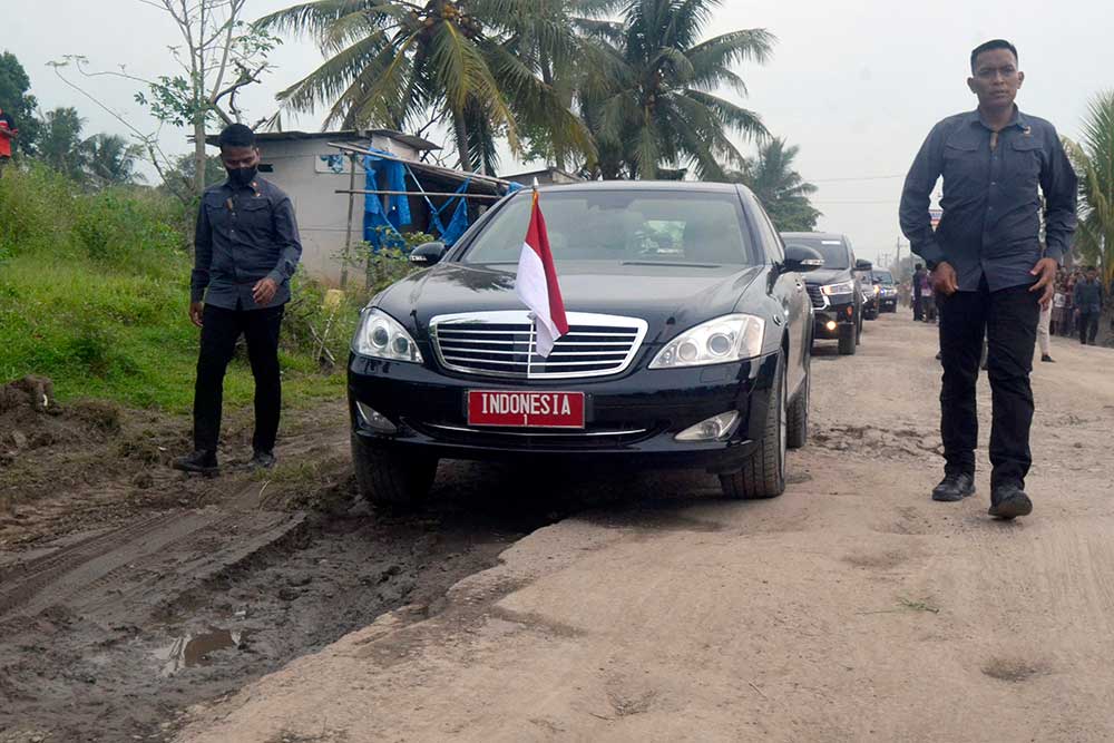  Presiden Joko Widodo Tinjau Jalan Rusak di Provinsi Lampung