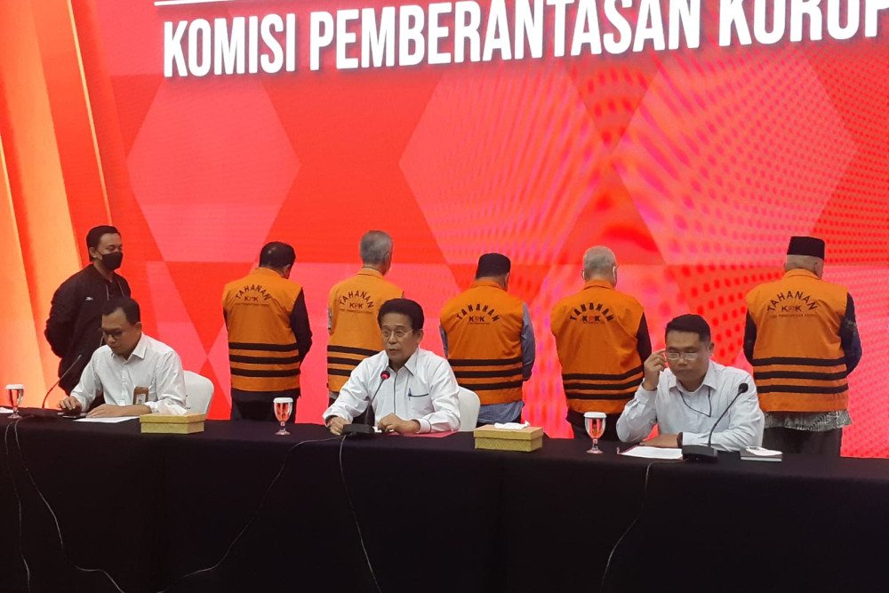  Kasus Suap Zumi Zola, KPK Tahan 5 Eks Anggota DPRD Jambi