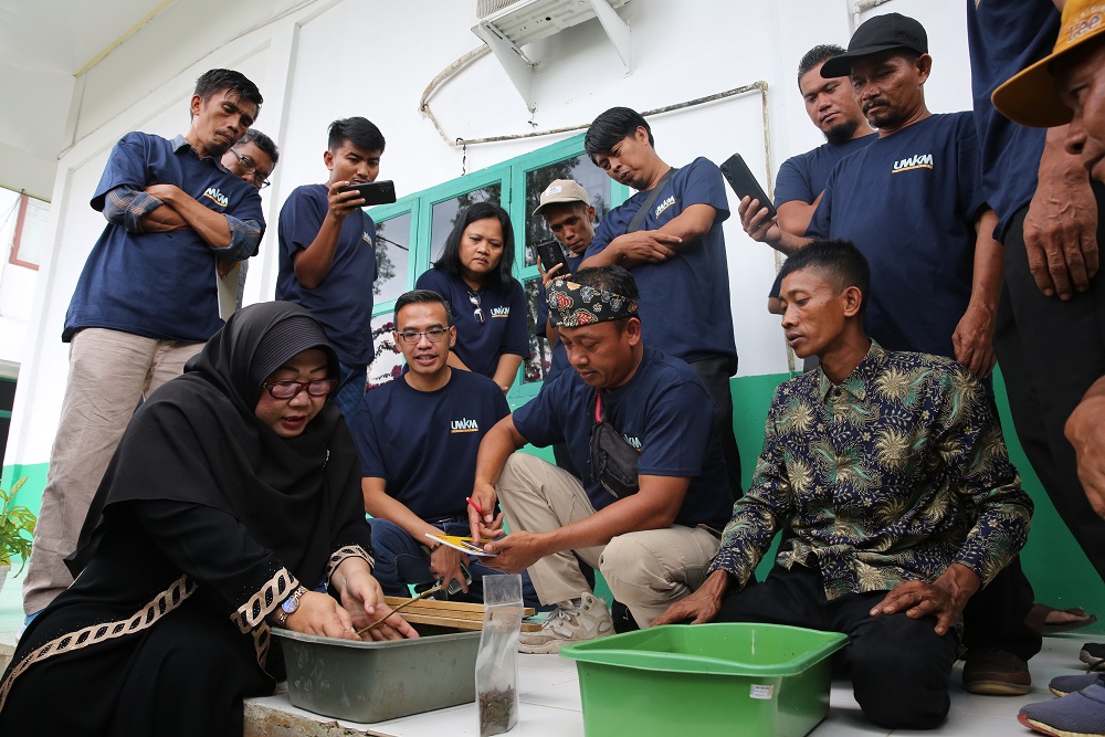 Pelatihan UMKM Naik Kelas 2023, yang bertajuk Menghadirkan Pakan Ternak Alternatif untuk Mencapai Ekosistem Peternakan yang Optimal, di Asian Agri Learning Institute (AALI) Pangkalan Kerinci, Pelalawan Riau.