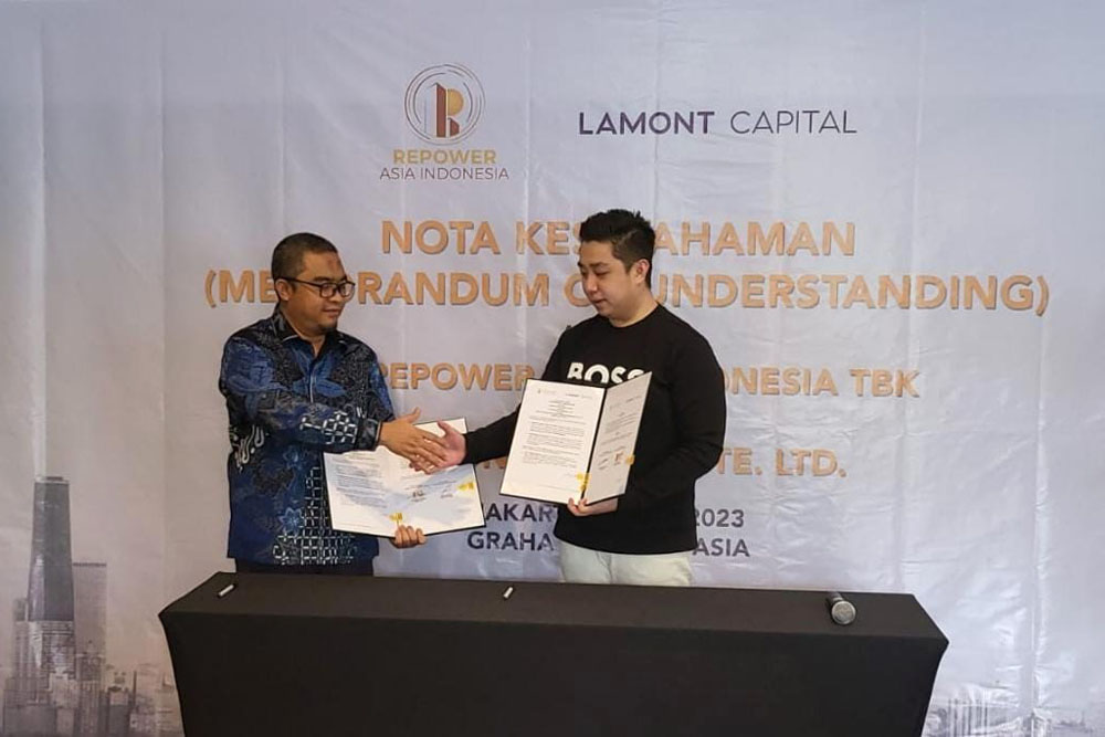 Penandatanganan Memorandum of Understanding (MoU) oleh Direktur Utama PT Repower Asia Indonesia Tbk Aulia Firdaus dengan Direktur Lamont Capital Private Limited Lawrence Tjandra. / Dok. Repower