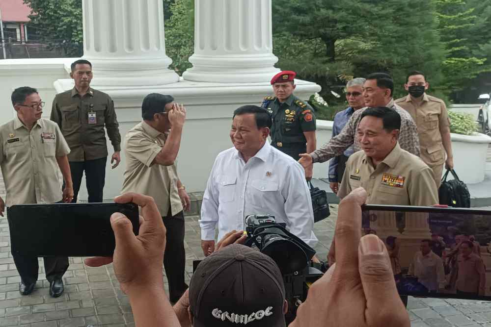  Prabowo Kunjungi Purnawirawan Polri di Darmawangsa, Ada Apa?