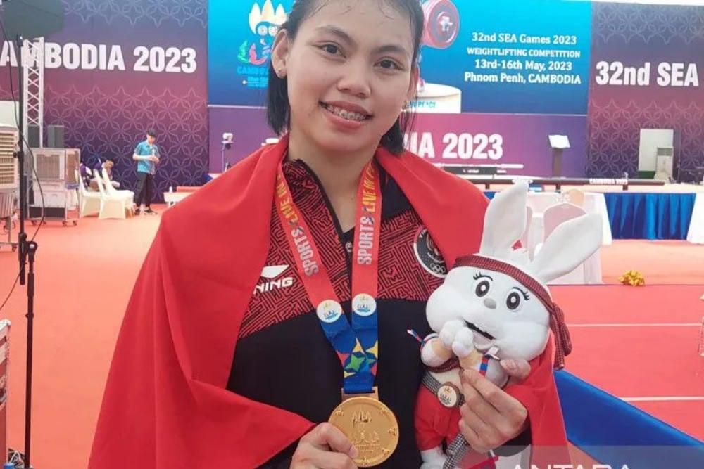  Hasil Sea Games 2023: Lifter Tsabitha Tambah Medali Emas untuk Indonesia