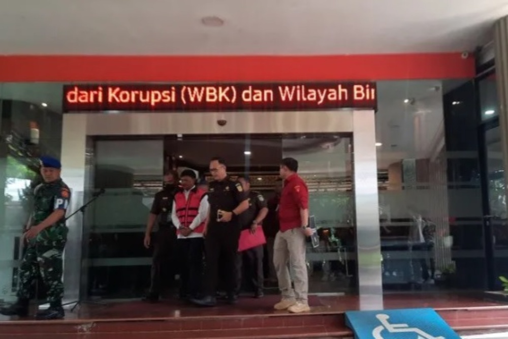  Jokowi di Tinjau Jalan di Medan saat Johnny G Plate Jadi Tersangka BTS pada Rabu Pon
