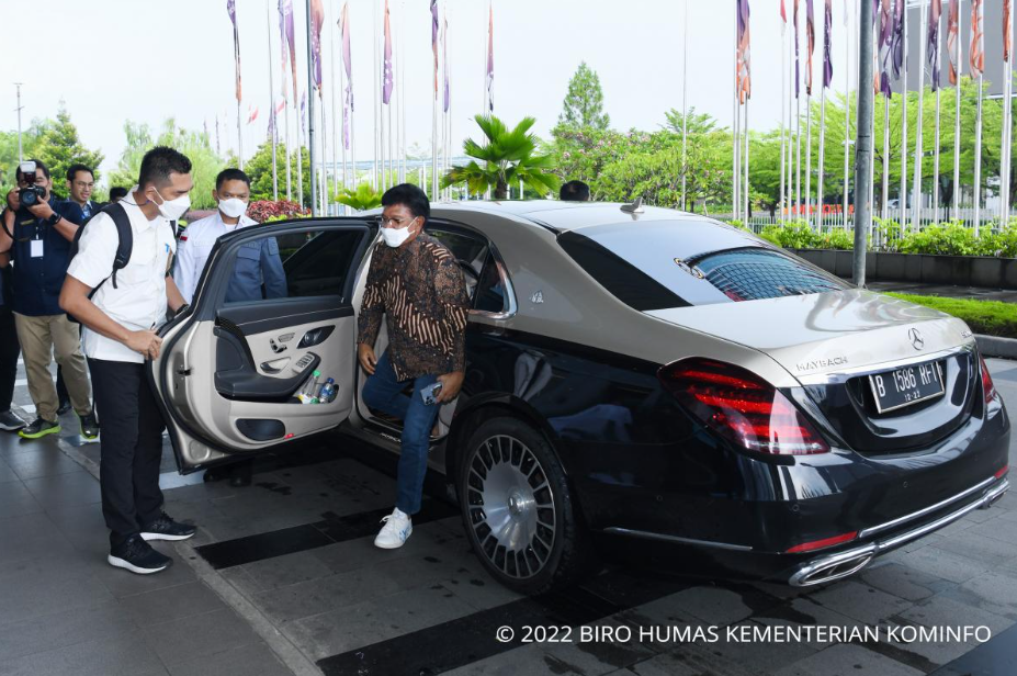  Johnny G Plate Tersangka, Ini Mobil Supermewah yang Sering Digunakan Menkominfo