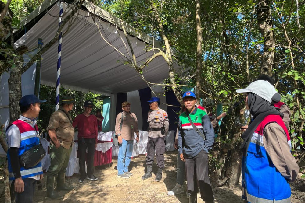  Pertamina Bersama BBKSDA Lepasliarkan Satwa di Cagar Alam Pulau Sempu