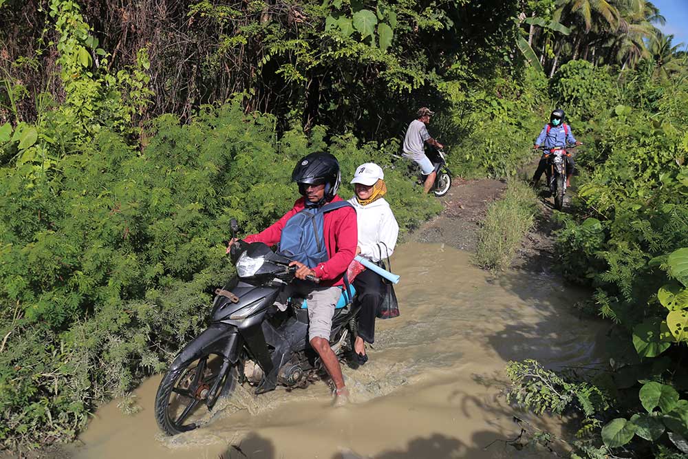  Warga Keluhkan Kerusakan Infrastruktur Jalan dan Jembatan di Kabupaten Halmahera Selatan