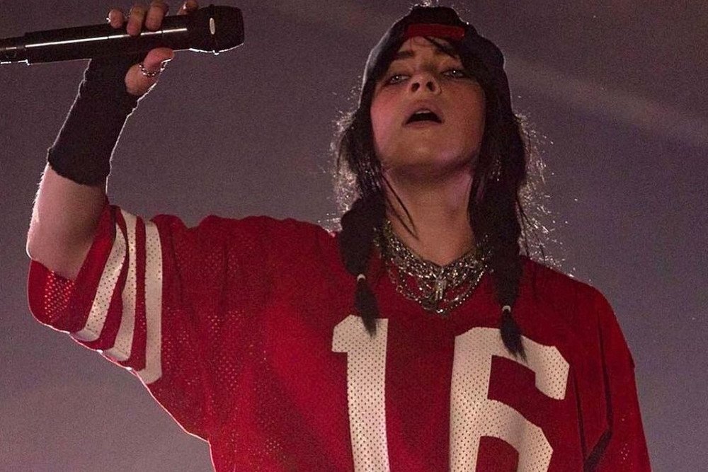  Dari Celine Dion hingga Billie Eilish, Ini Daftar Artis Dunia yang Idap Penyakit Langka