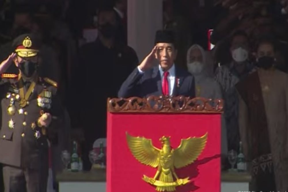 Presiden RI Joko Widodo (Jokowi) memimpin penyelenggaraan upacara peringatan ke-76 Hari Bhayangkara pada Selasa (5/7/2022) hari ini di Akademi Kepolisian, Semarang, Jawa Tengah.JIBI/Bisnis-Nancy Junita