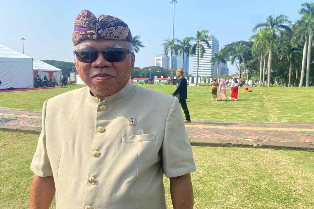 Hari Lahir Pancasila, Menteri PUPR Pakai Baju Adat Bali: Sudah Disiapkan Istri / BISNIS - Akbar Evandio