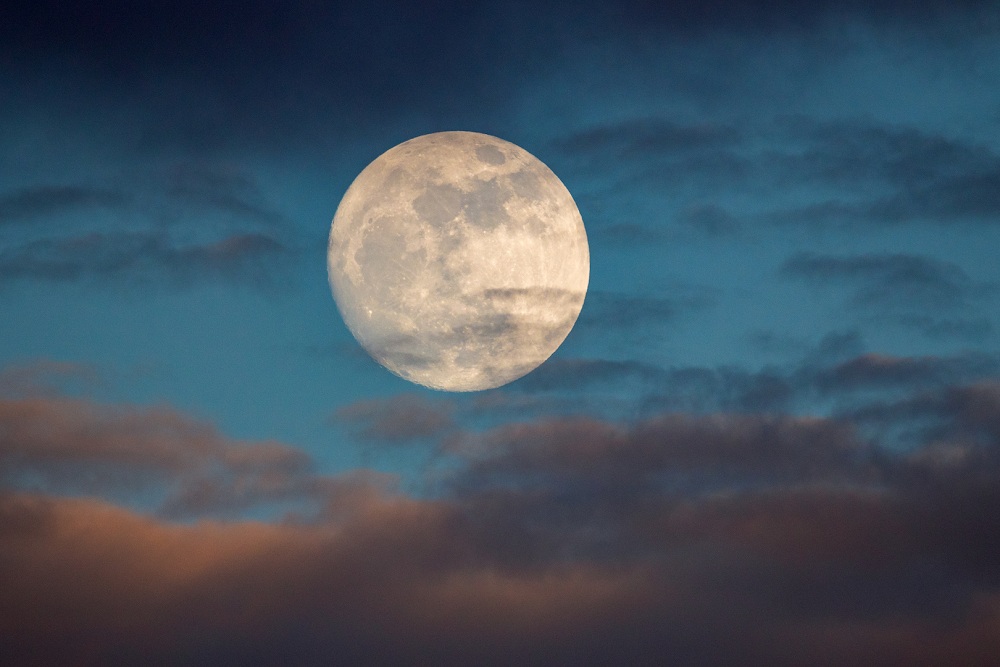  Apa Itu Full Moon? Fenomena Alam Hari Ini yang Berisiko Sebabkan Bencana
