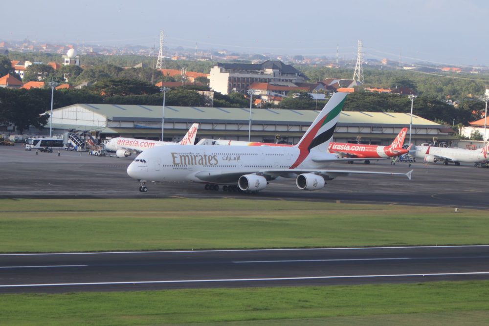  Pesawat Raksasa A380 Bolak-balik Dubai-Denpasar Angkut 460 Orang