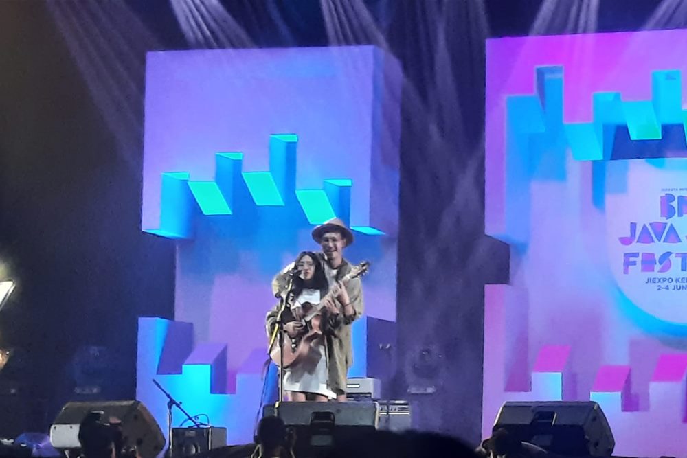  Hari Ketiga Java Jazz Festival 2023: Romantisnya Endah n Rhesa Bikin Penonton Melting