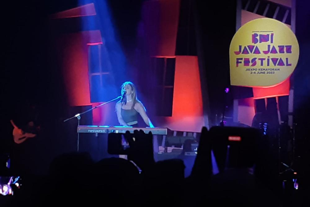  Aksi Panggung Stacey Ryan Sihir Penonton di Java Jazz Festival 2023