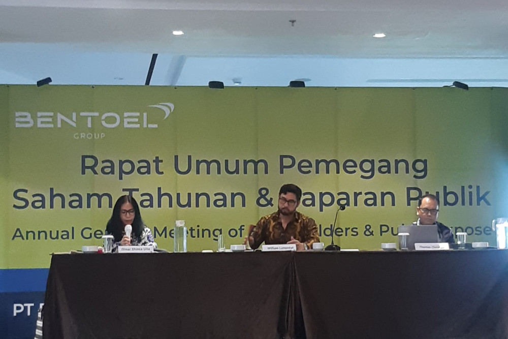 Direksi baru Bentoel usai menggelar RUPST di kawasan Gatot Subroto, Jakarta Selatan pada Senin (5/6/2023). / Bisnis-Widya Islamiati