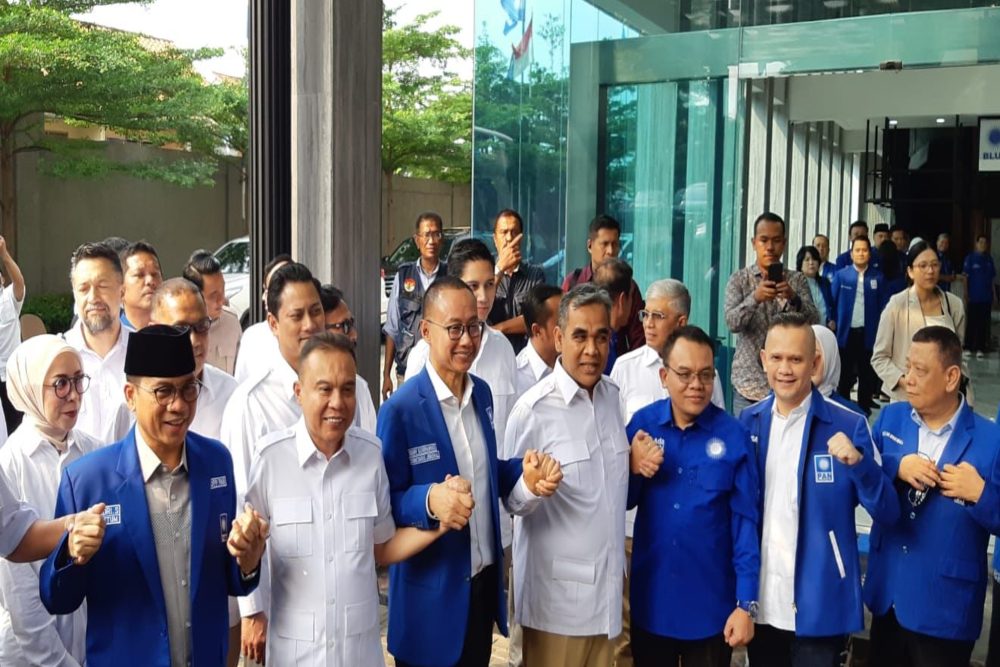 Pengurus Pusat partai Gerindra tiba di Kantor Dewan Pimpinan Pusat (DPP) Partai Amanat Nasional (PAN) pada Senin (5/6/2023). JIBI/Bisnis-Lukman Nur Hakim