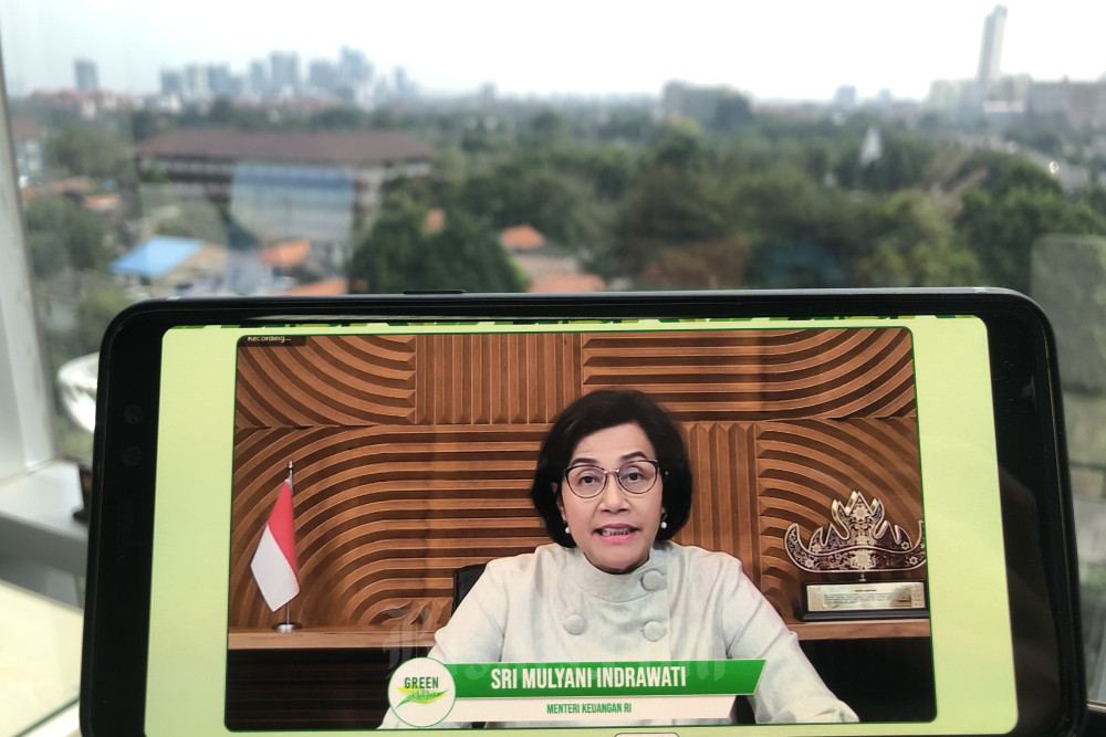Menteri Keuangan Sri Mulyani Indrawati saat memberikan Keynote Speech dalam acara Bisnis Indonesia - Green Economy Forum 2023, Selasa (6/6/2023)/Bisnis - Annasa Rizki Kamalina