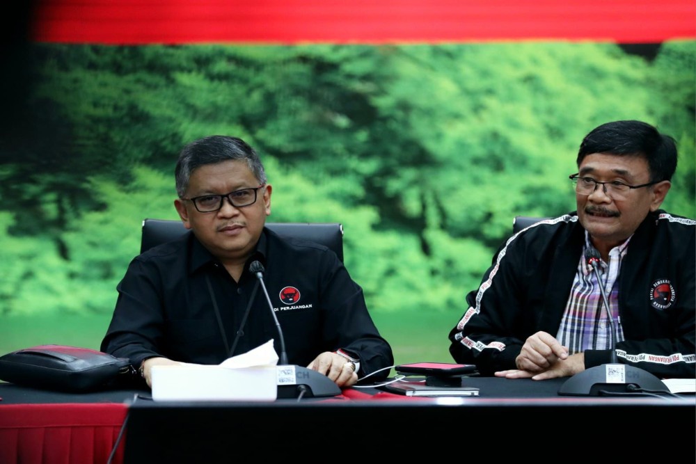 Sekretaris Jenderal DPP PDIP Hasto Kristiyanto menjelaskan bahwa Wali Kota Solo Gibran Rakabuming Raka akan memaparkan cara mengatasi kemiskinan pada Rakernas III PDIP pada 6-8 Juni 2023 di Jakarta./Dok. PDIP