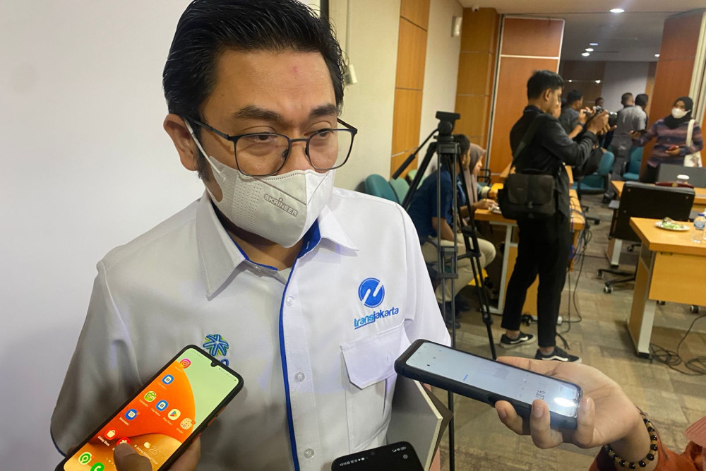 Direktur Utama Transjakarta Welfizon Yuza mengharapkan adanya insentif pemerintah dalam penyediaan bus listrik. JIBI/Bisnis- Nabil Syarifudin Al Faruq