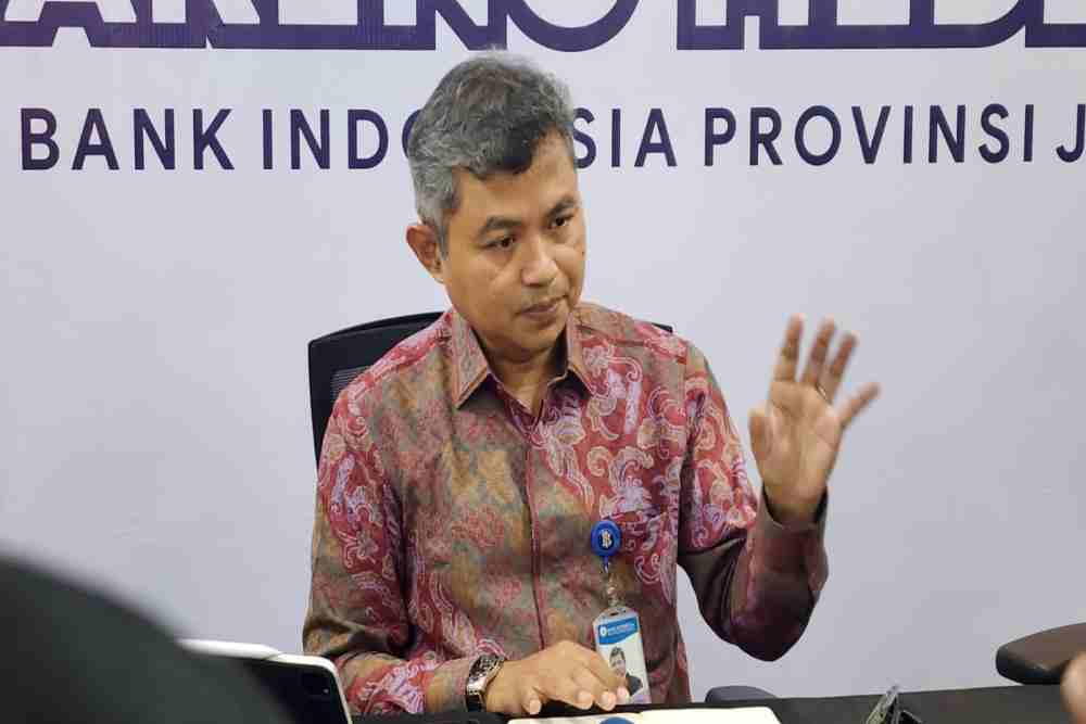 Kepala BI Jatim Doddy Zulverdi saat menggelar Bincang Bareng Media (BBM) di Surabaya, Selasa (6/6/2023)./Bisnis-Peni Widarti