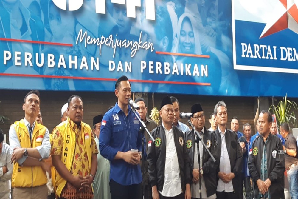 Ketua Umum Partai Demokrat, Agus Harimurti Yudhoyono (AHY), Rabu (7/6/2023), mengungkap alasan Partai Demokrat mendesak nama cawapres Anies Baswedan segera diumumkan. JIBI/Bisnis-Lukman Nur Hakim