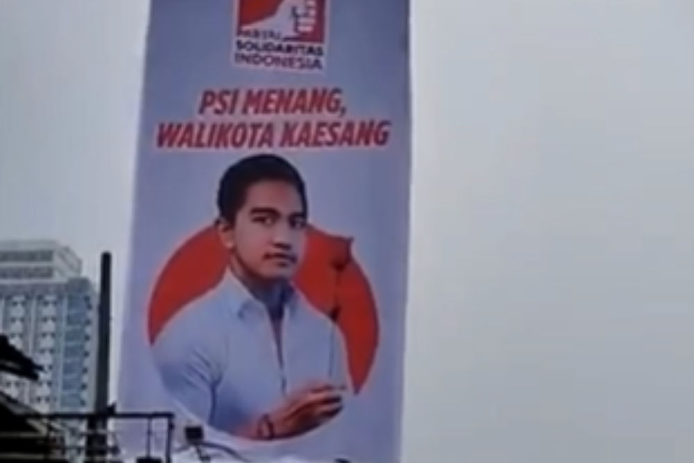 Baliho Kaesang Pangarep yang dipasang PSI di Depok/Twitter