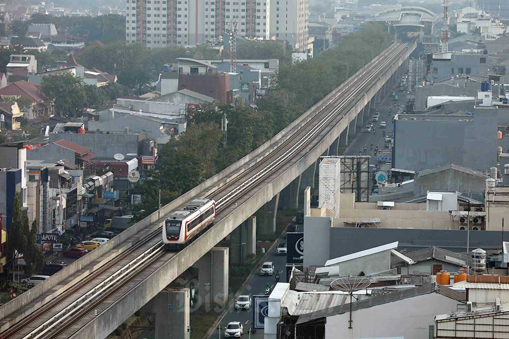  LRT Banjir Kritikan, Luhut Sukses Bujuk Jokowi Lanjutkan Proyek