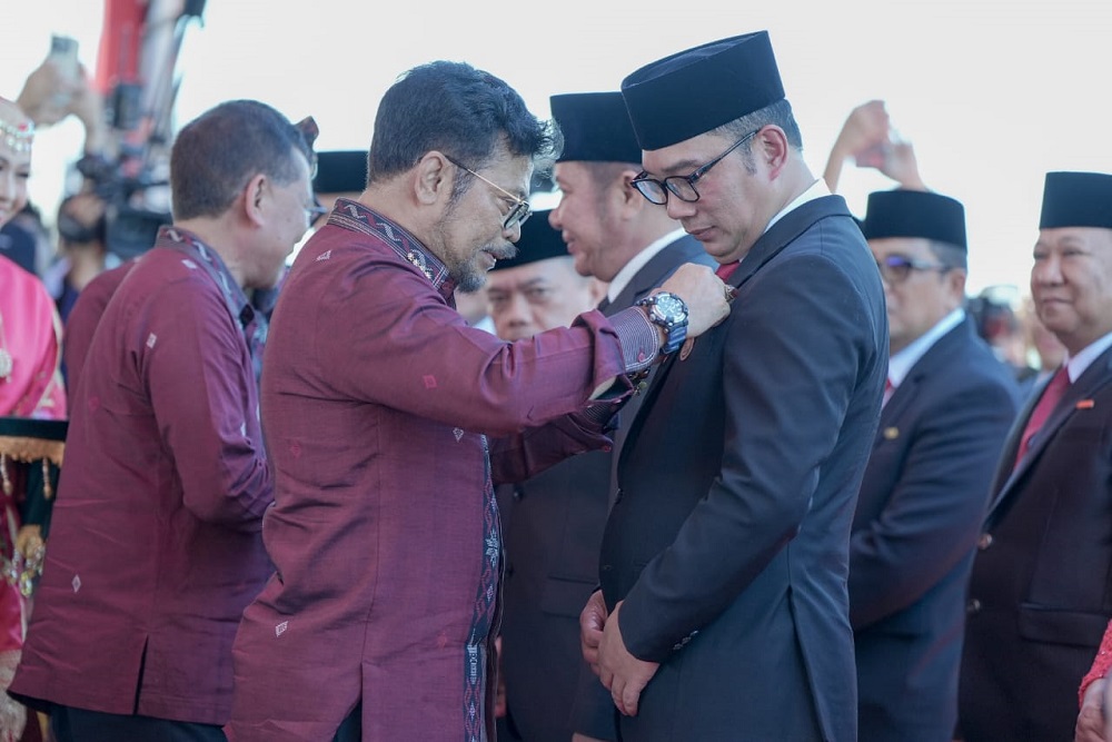  Peduli Petani, Ridwan Kamil Raih Penghargaan Satyalencana Wira Karya