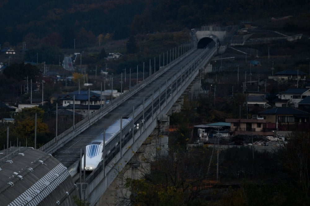  Kereta Tercepat di Dunia, Yamanashi Maglev Bisa Tempuh 1 Km dalam 8 Detik!