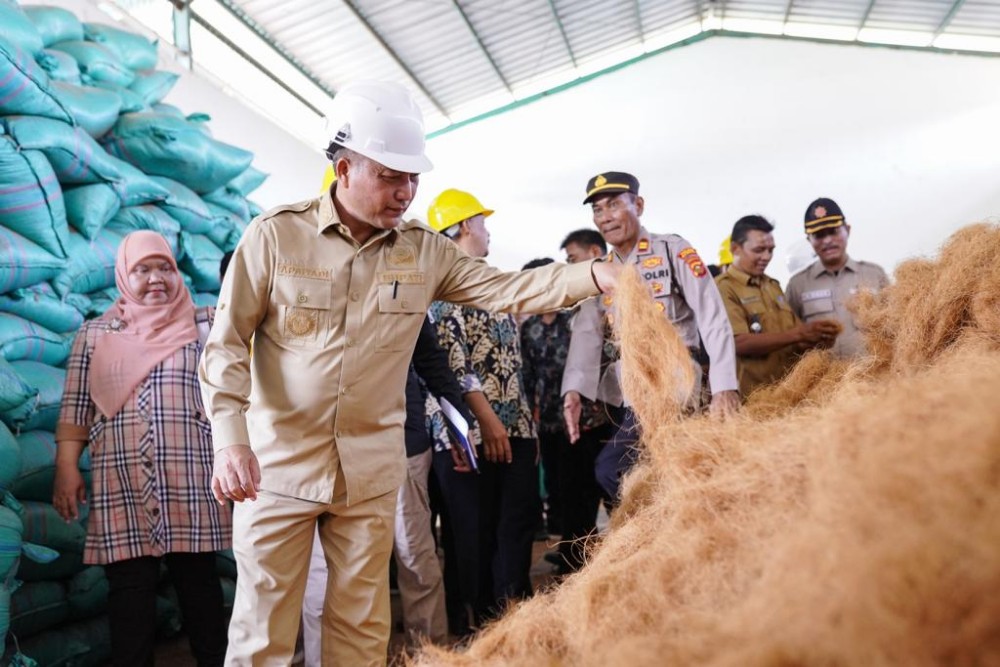  Warga Muba Sulap Puluhan Ton Limbah Sabut Kelapa Jadi Cuan