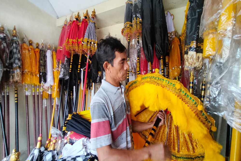  Napas Perajin Payung Tradisional di Bali Diperpanjang KUR