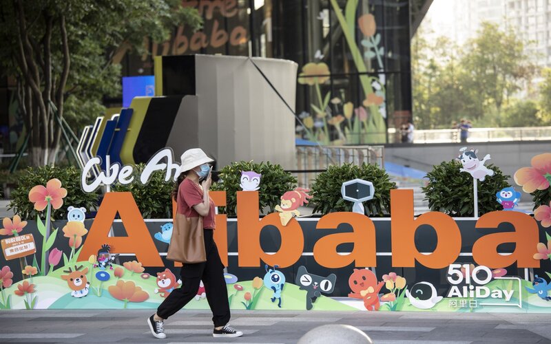  Alibaba Group Copot CEO dan Chairman Daniel Zhang