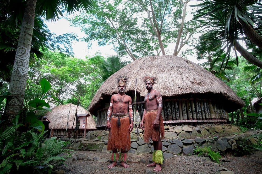 Mengenal Pakaian Adat Papua, Keunikan dan Filosofinya - Unsplash