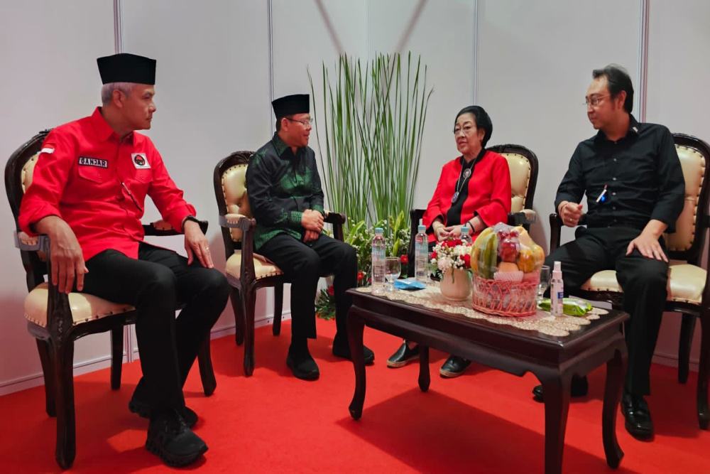  Ganjar Duduk Bareng Megawati dan Mardiono di Ruang VVIP GBK