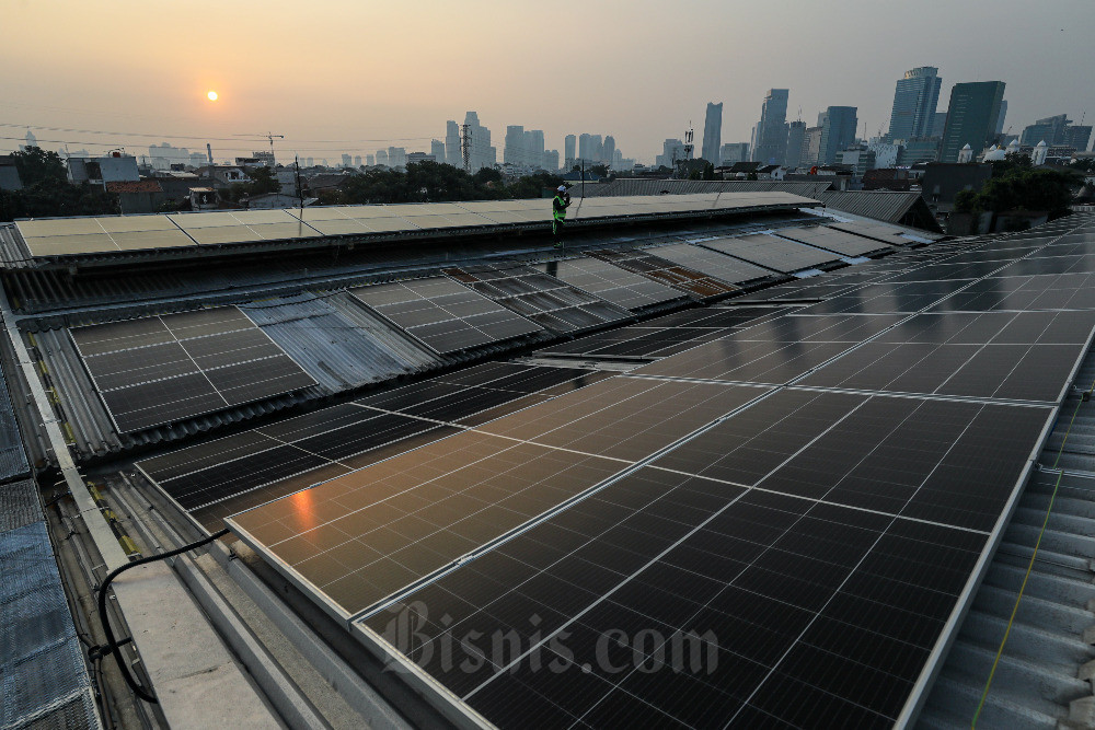  PT Blue Bird Tbk. (BIRD) Operasikan Solar Panel Berkapasitas 215kWp di Kantor Pusat