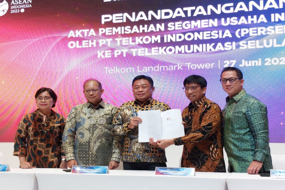  Telkom (TLKM) Targetkan Kontribusi Pendapatan Telkomsel Naik Jadi 80 Persen