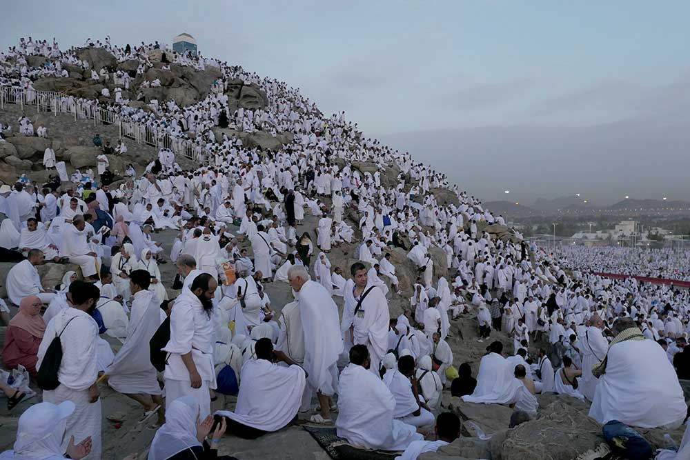  Potret Jutaan Jamaah Haji Wukuf di Arafah, Sempat Sunyi saat Pandemi